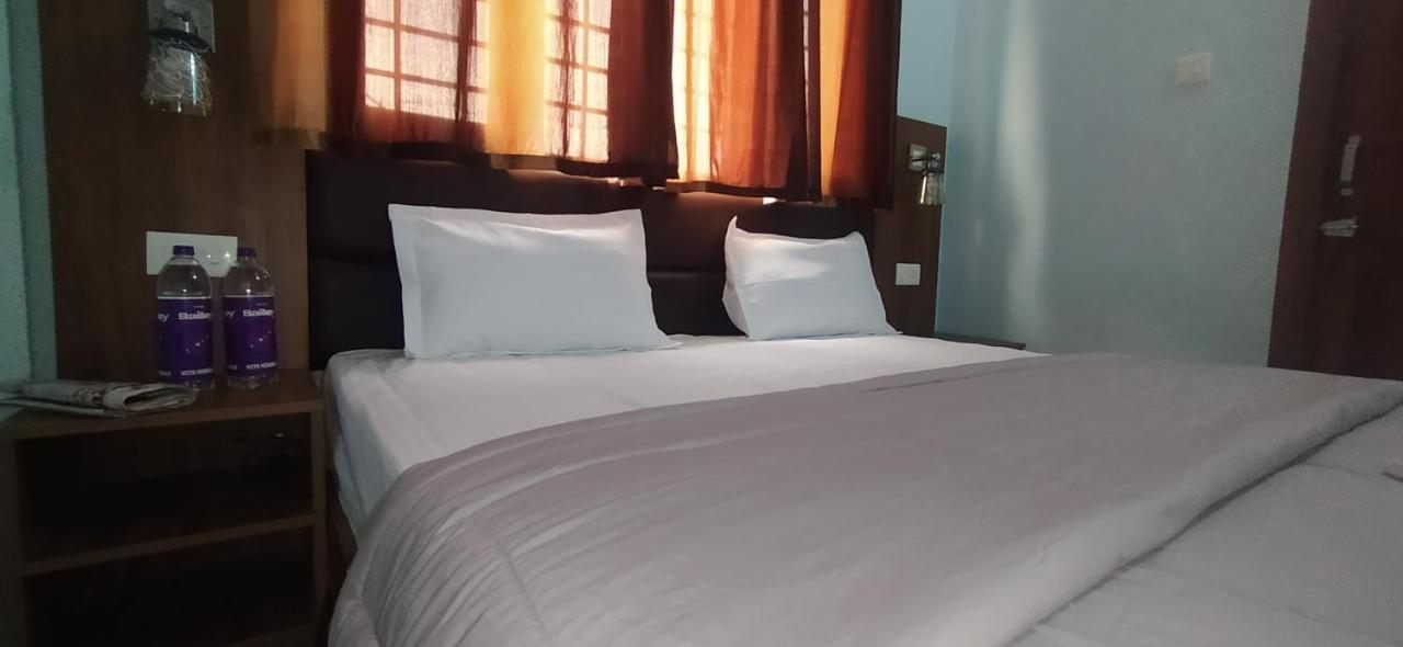 Hotel Comfort Inn Homestay เดห์ราดุน ภายนอก รูปภาพ