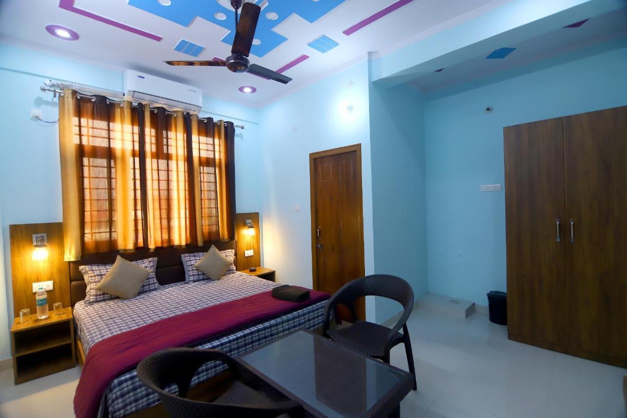 Hotel Comfort Inn Homestay เดห์ราดุน ภายนอก รูปภาพ