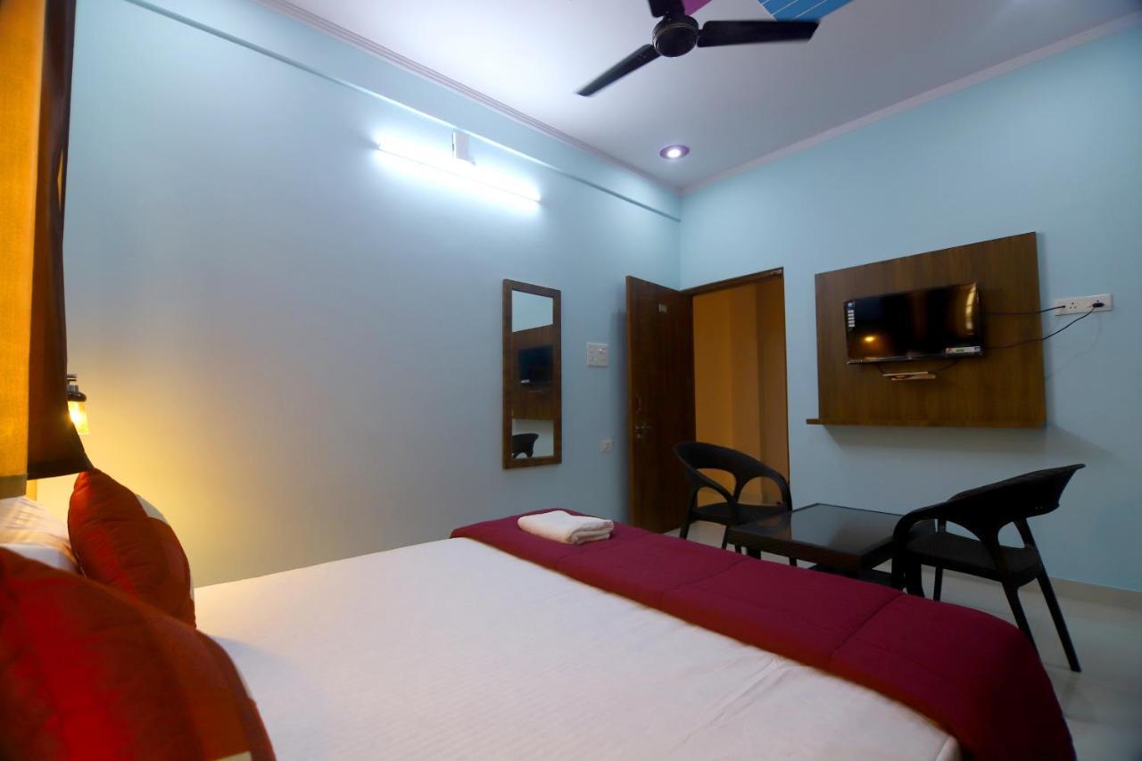 Hotel Comfort Inn Homestay เดห์ราดุน ภายนอก รูปภาพ
