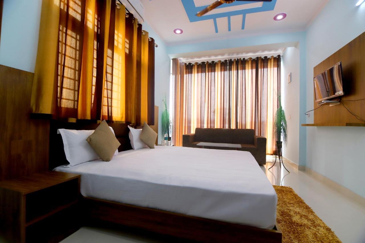 Hotel Comfort Inn Homestay เดห์ราดุน ภายนอก รูปภาพ