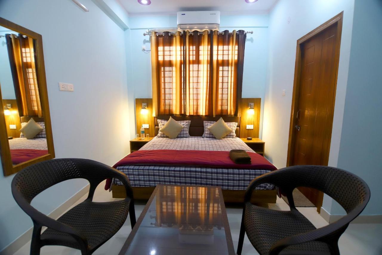 Hotel Comfort Inn Homestay เดห์ราดุน ภายนอก รูปภาพ