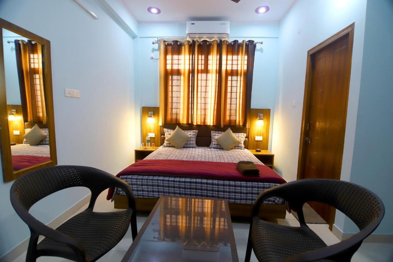 Hotel Comfort Inn Homestay เดห์ราดุน ภายนอก รูปภาพ