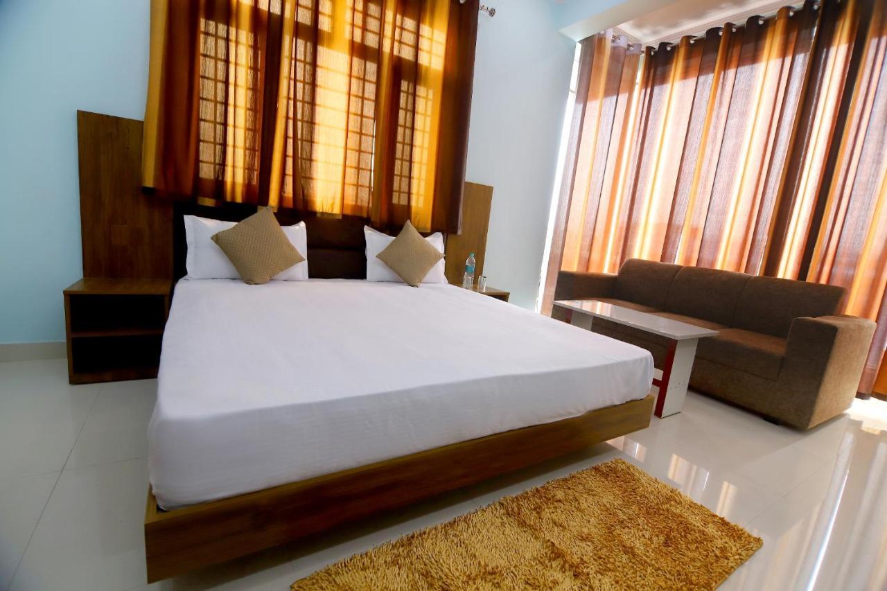 Hotel Comfort Inn Homestay เดห์ราดุน ภายนอก รูปภาพ